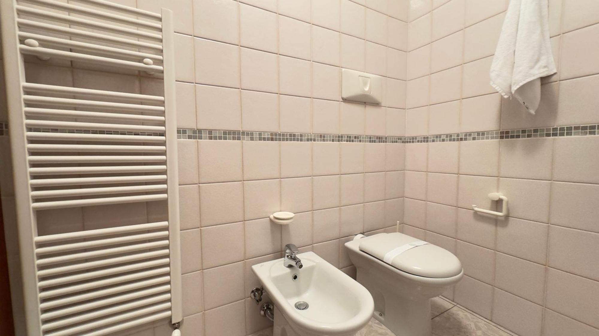 Le Due Farfalle Di Luciana Granella Monica E Deborah Albertin Apartment Chioggia